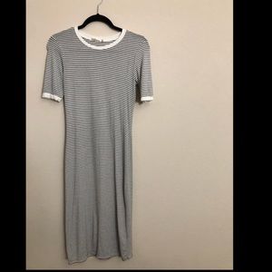 Mid sleeve shirt body con dress
